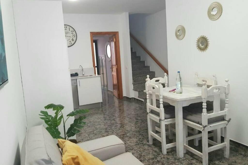 Tarajalejo Beach E Apartment Exterior photo